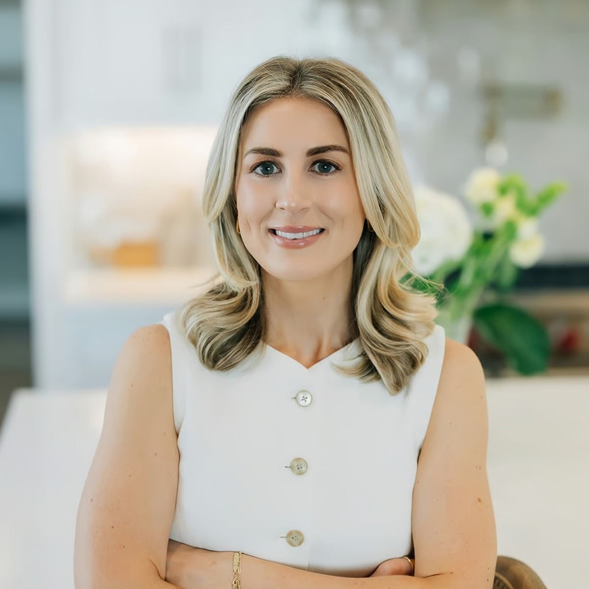 Marina Grandey Dublin, OH Real Estate Agent Headshot