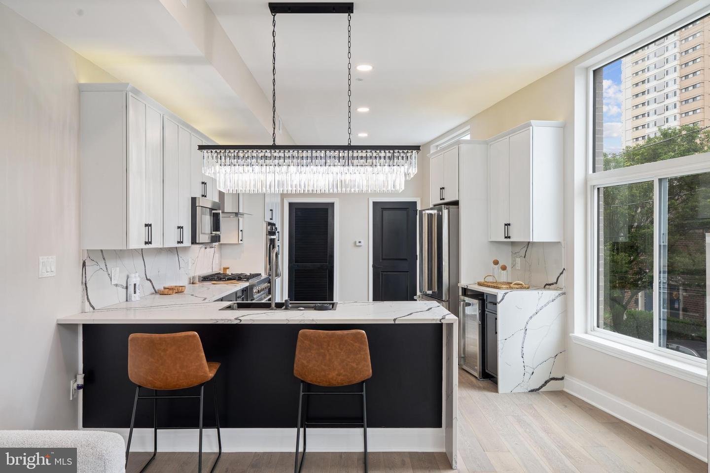 246 Montrose St, Philadelphia, PA 19147
