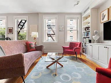 130 W 16th St APT 46