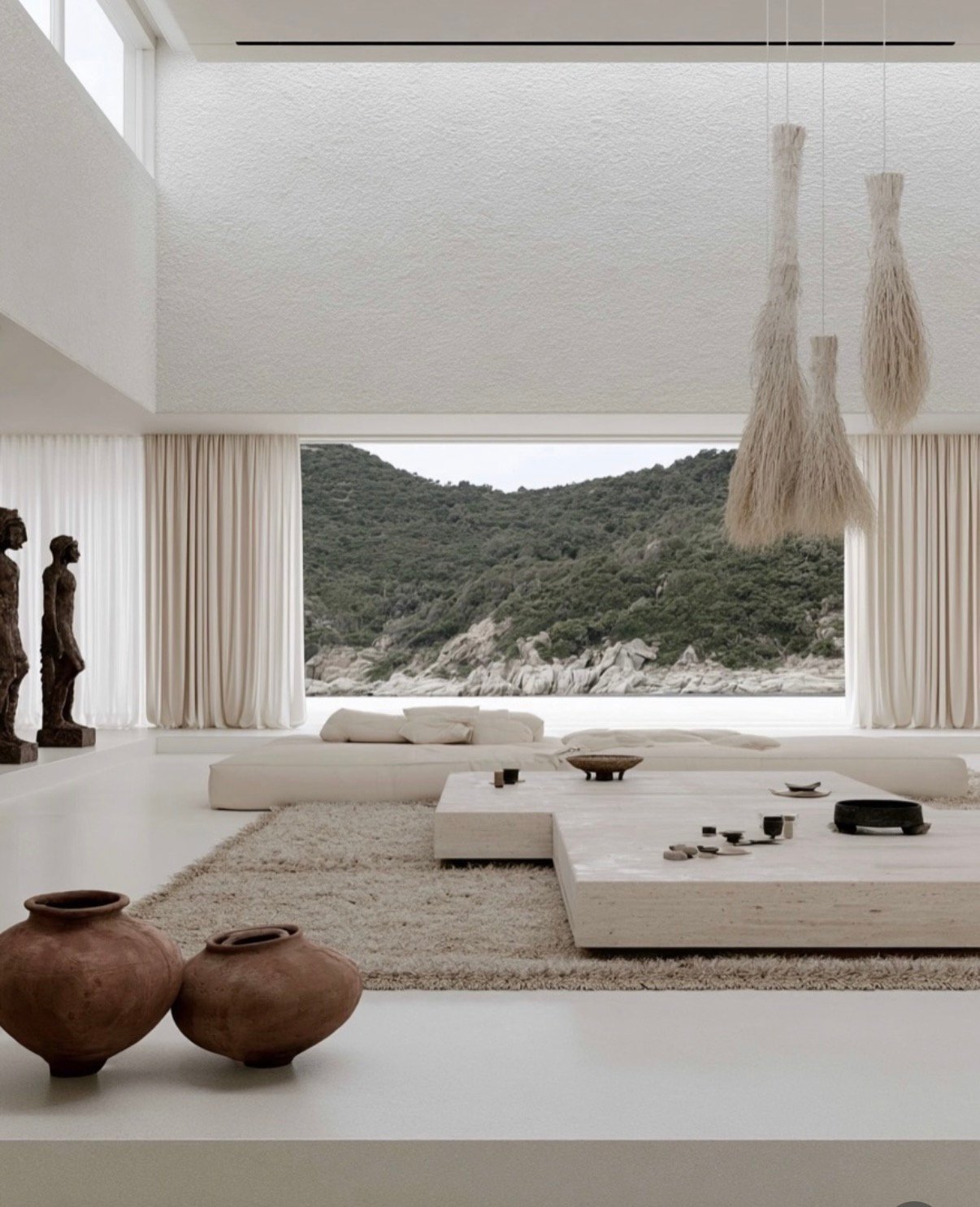 What Defines True Luxury Homes: Features, Craftsmanship & Why B&B Is the Brokerage to List Them