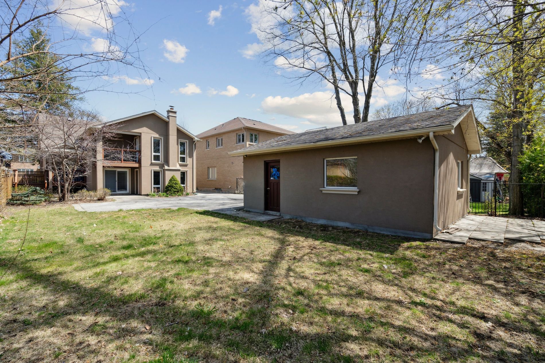 55 Westglen Cres