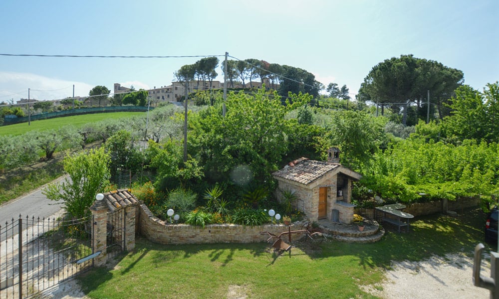 A Timeless Retreat in the Verdant Hills of Montelupone, Le Marche