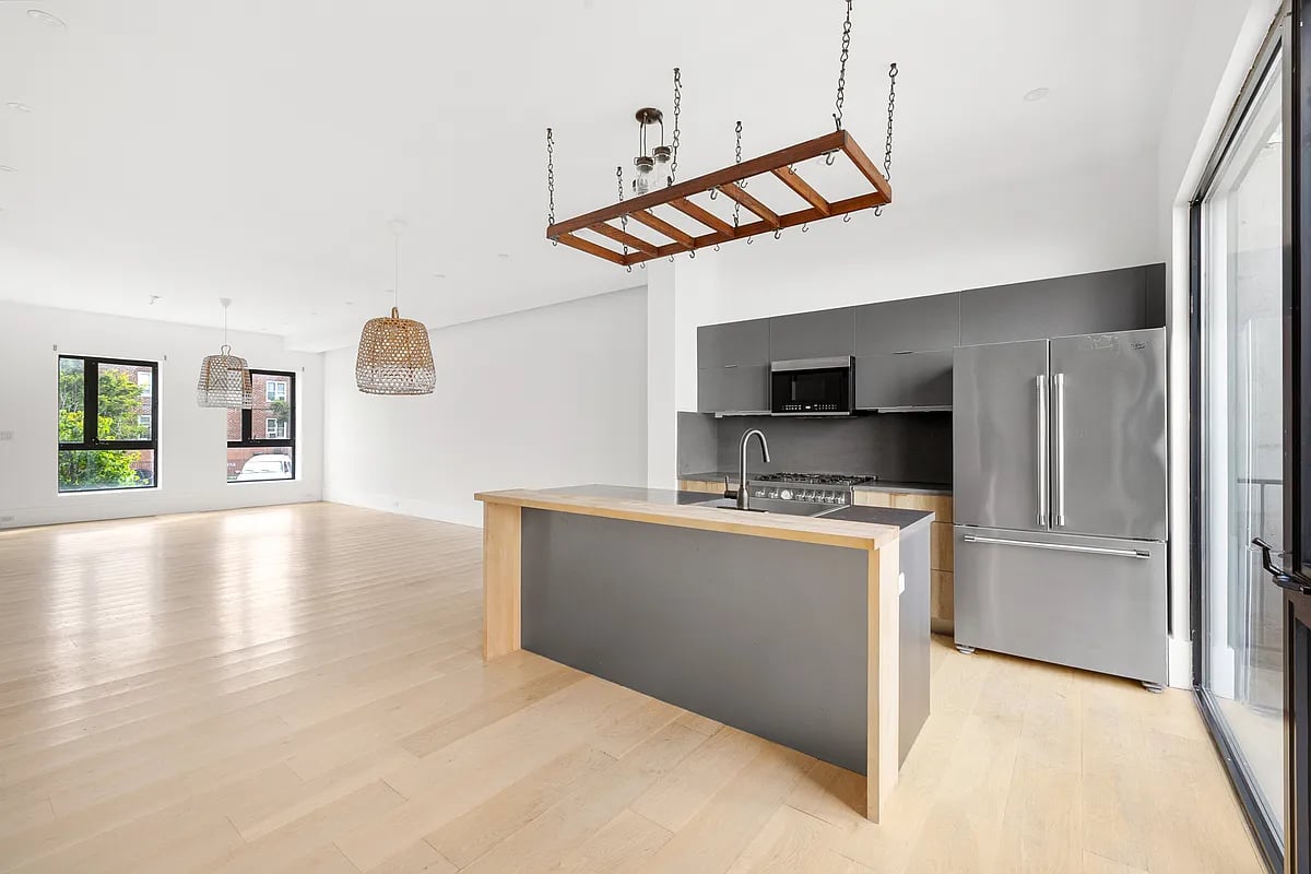 45 Wolcott Street #PH