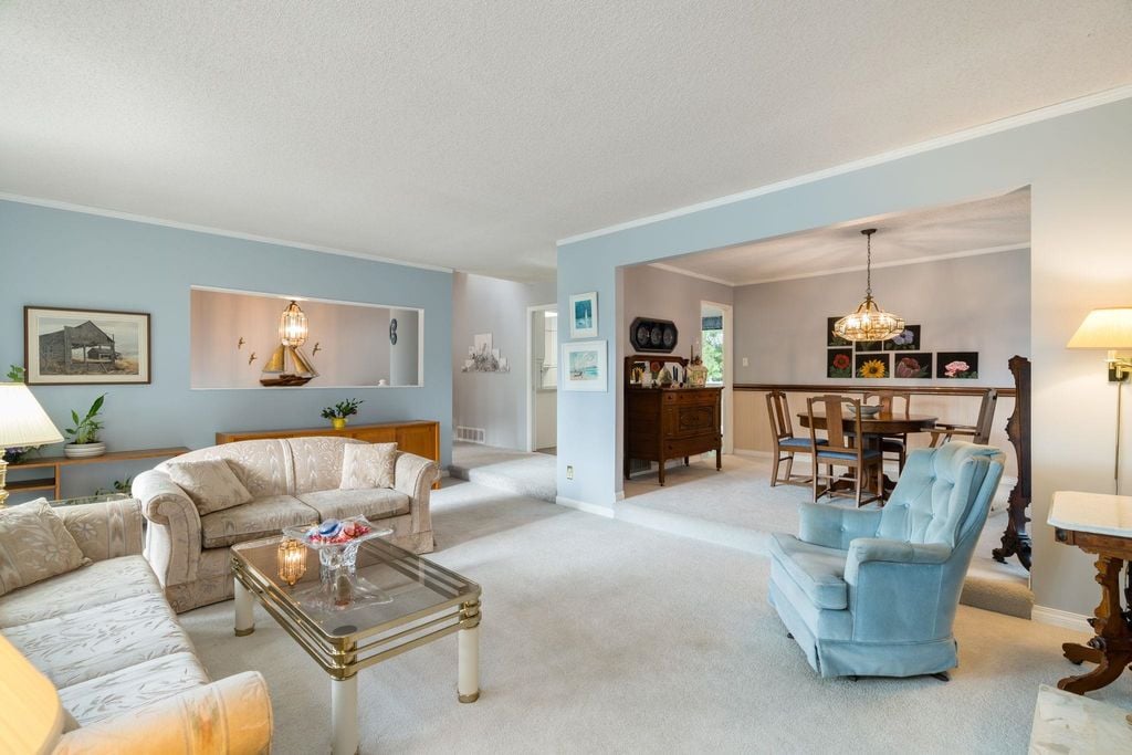 11487 Somerset Cres