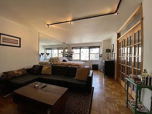 155 E 34th St, #16D