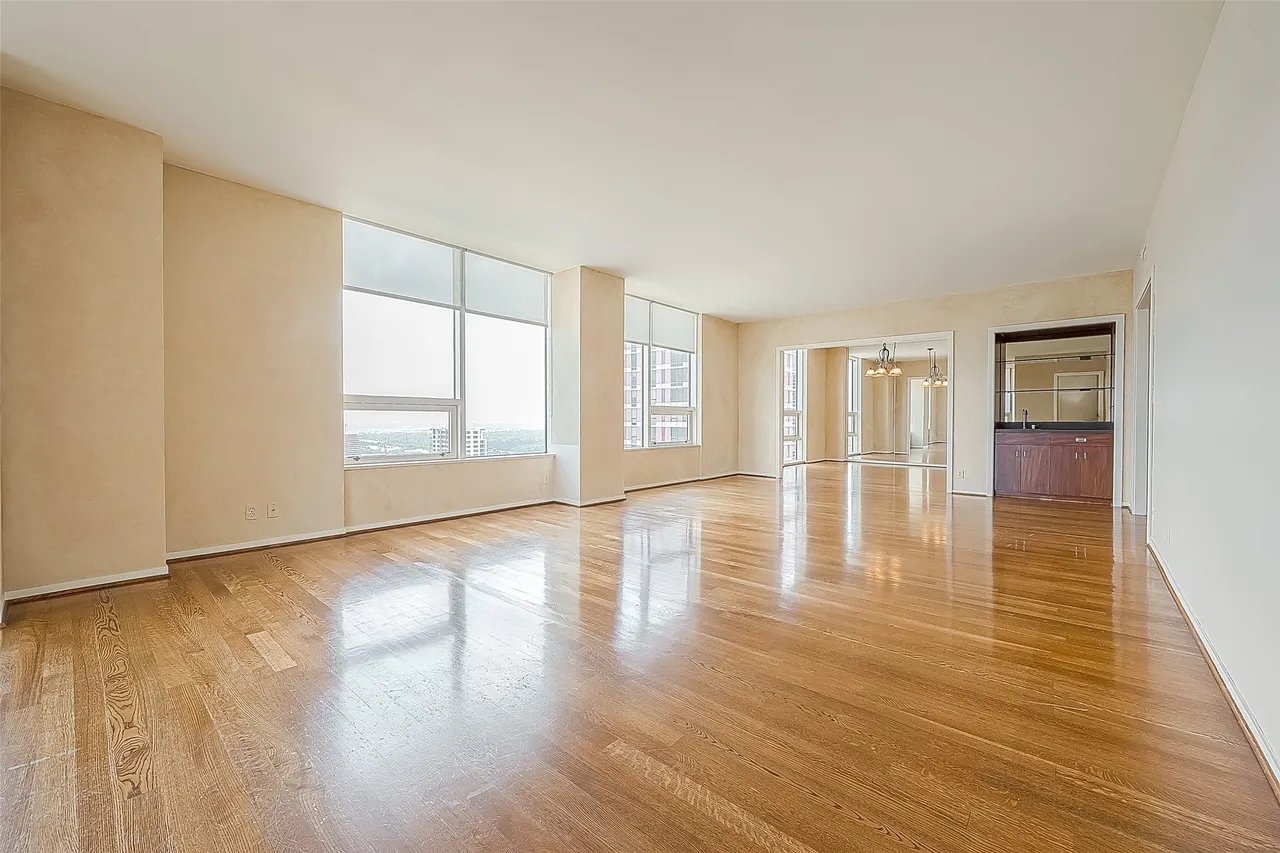 5110 San Felipe St Unit 341W