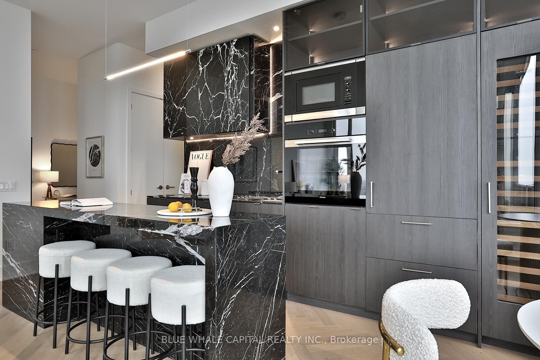 11 YORKVILLE PENTHOUSE 