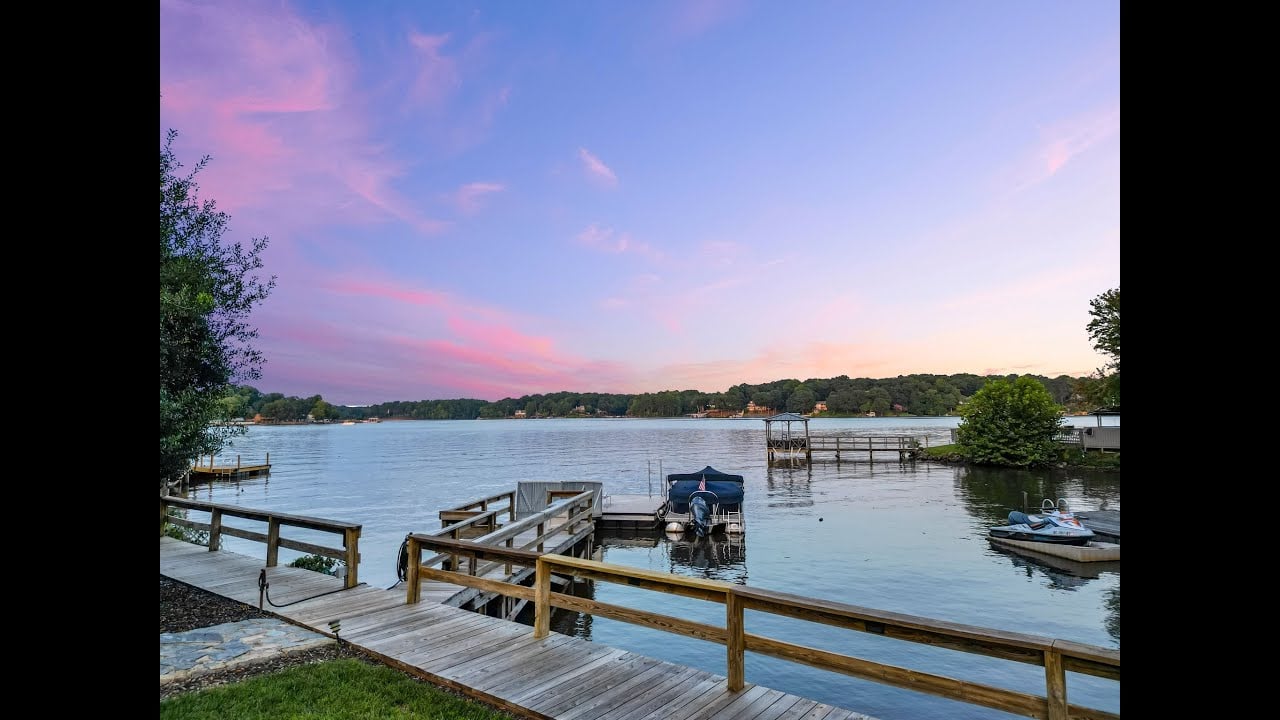 Have you ever seen someone rise out of the water? Luxury Broker John Beck made it happen!