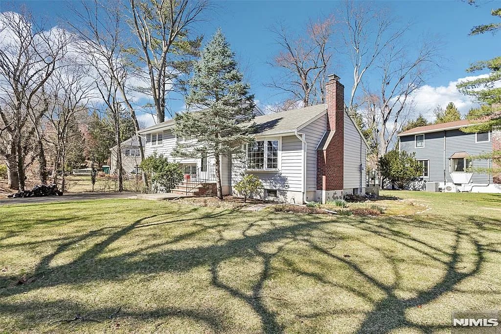 1 Diamond Court