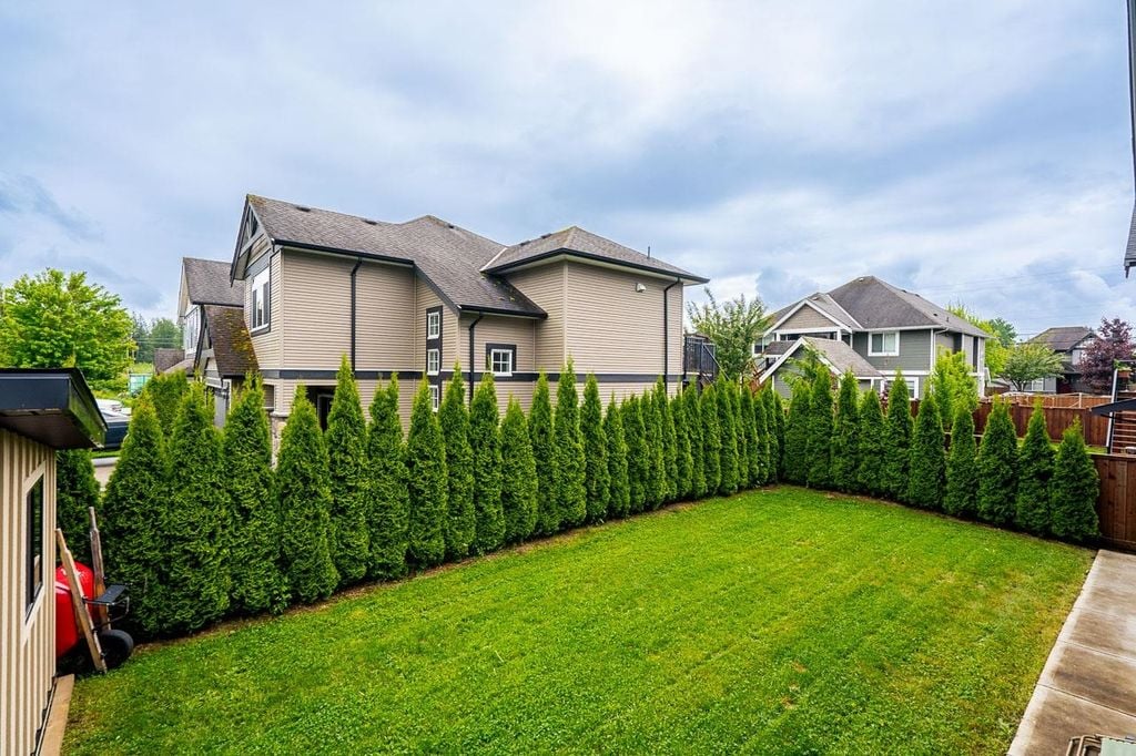 8830 Wooler Terr