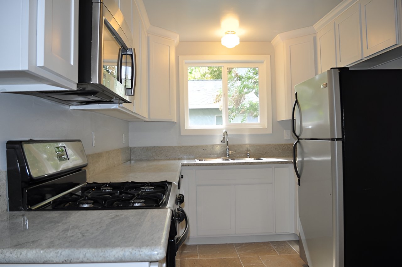 New Listing in the Arden Area of Sacramento! 4424 Ravenwood Way 95821