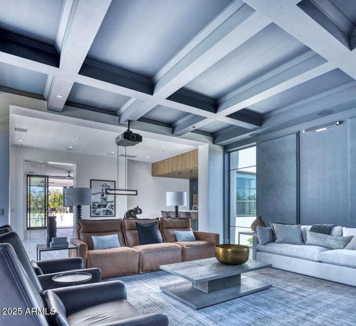 5641 N Casa Blanca DR