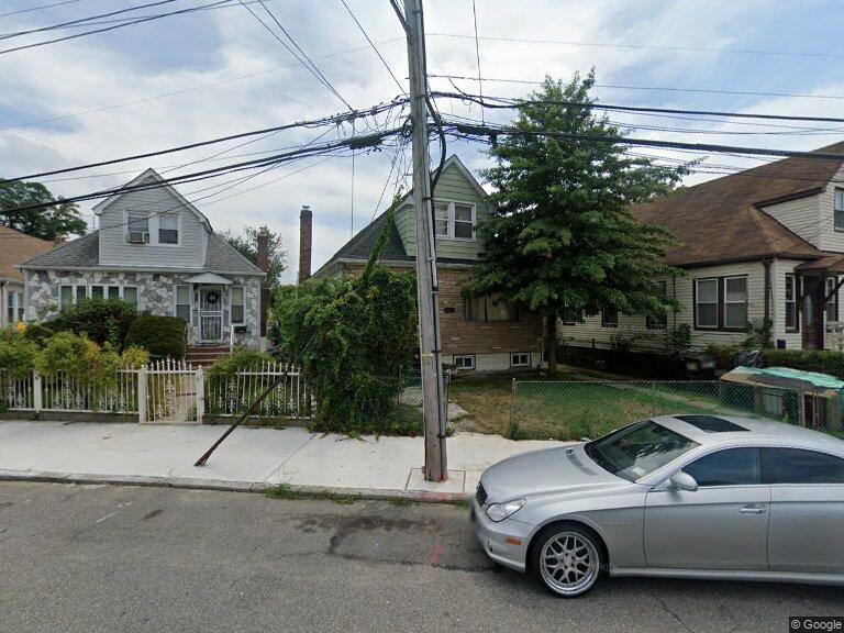 111-11 Witthoff St