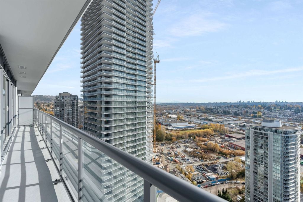 4720 Lougheed Hwy, #2411