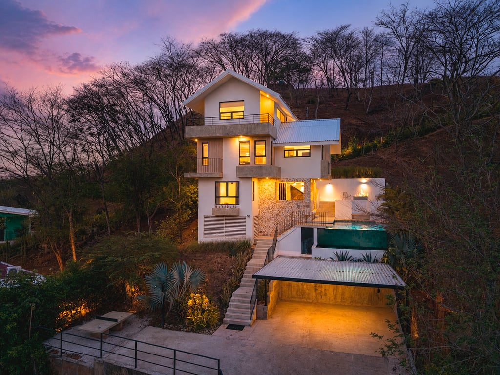 Casa Agave Azul | Contemporary 4-Bedroom Home with Detached Guest Casita in Playa Potrero