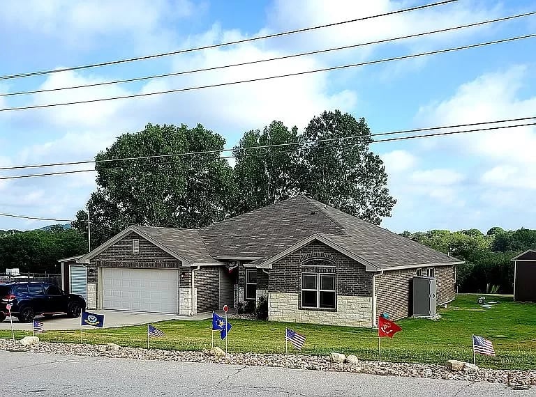 1072 Homestead Dr