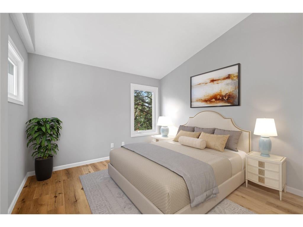 14 E 27th Street, Minneapolis, MN 55408