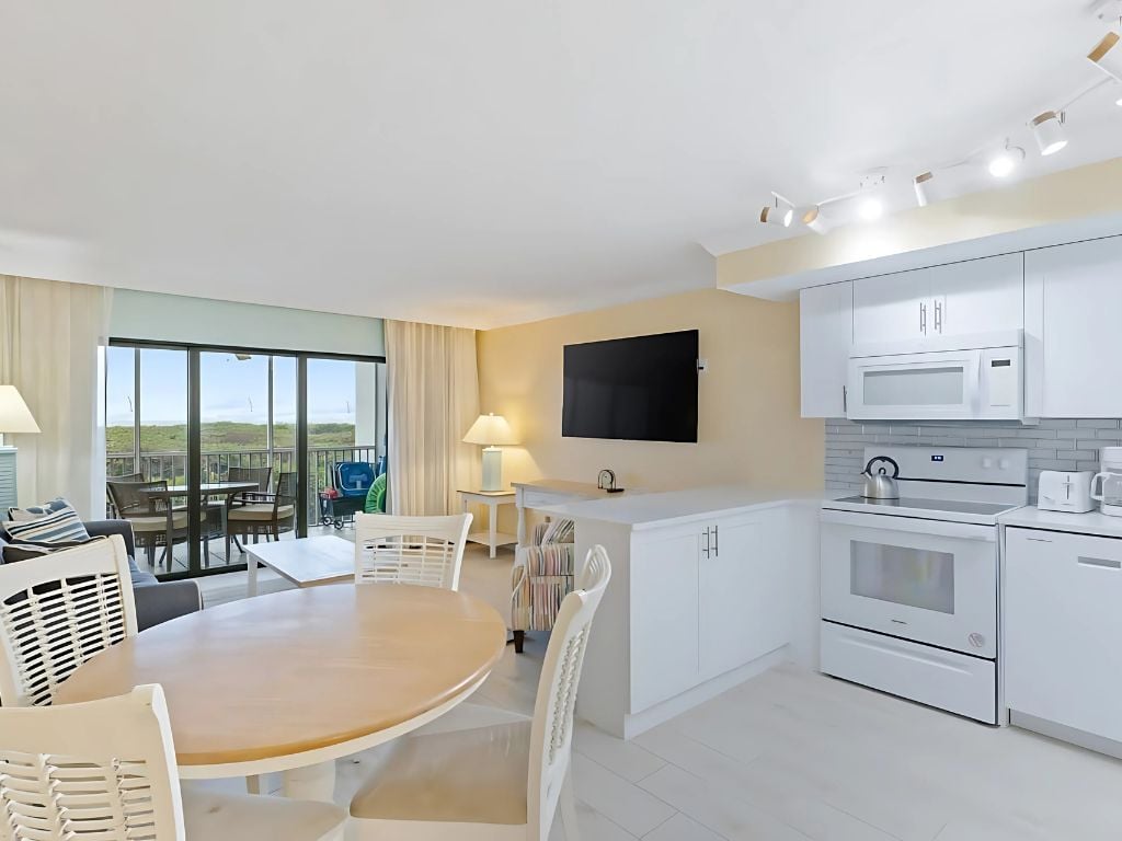 5124 Bayside Villas 5124