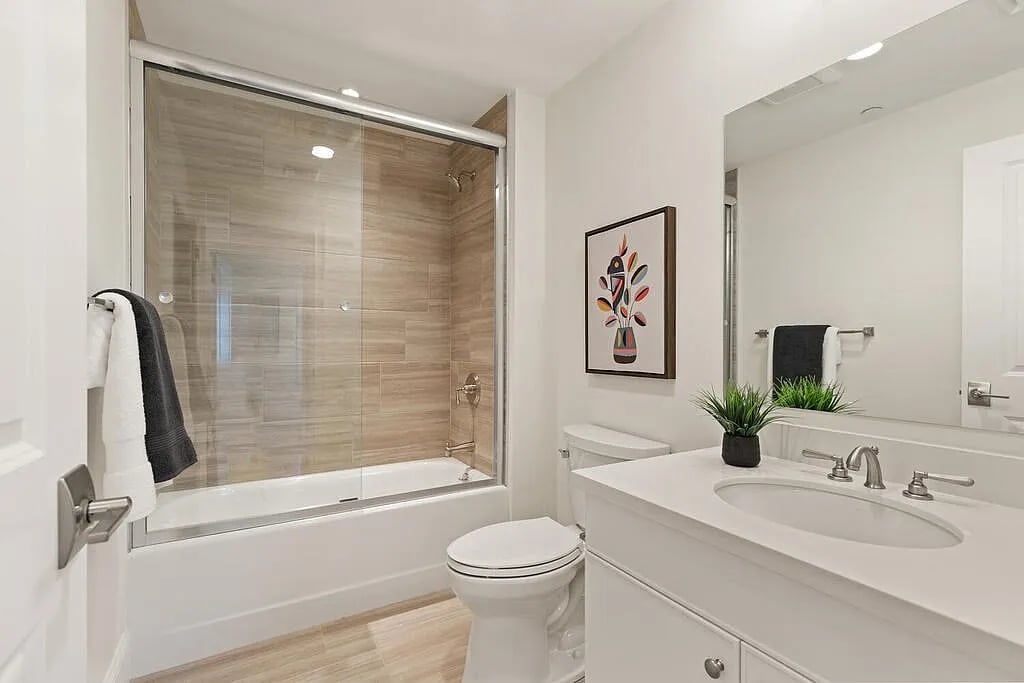 40 Elmwood Ave, #5