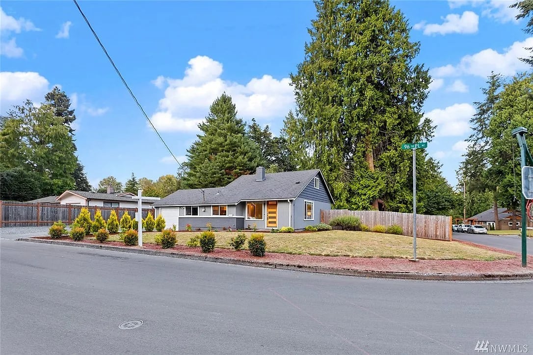12208 96th Pl NE