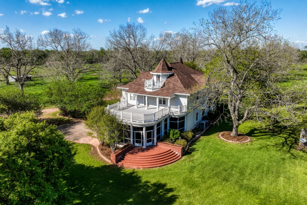 Sprawling Farm and Victorian-Era Texas Ranch on the Brazos River Brings Gentle Country Living — Inside Able Acres’ $4.99 Million World Of Its Own
