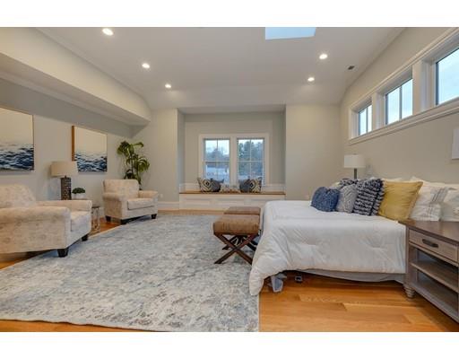 60 Karen Rd