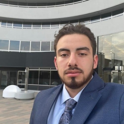 Johnny Oscar Chavarria-Tobar Fairfax Station, VA Real Estate Agent Headshot