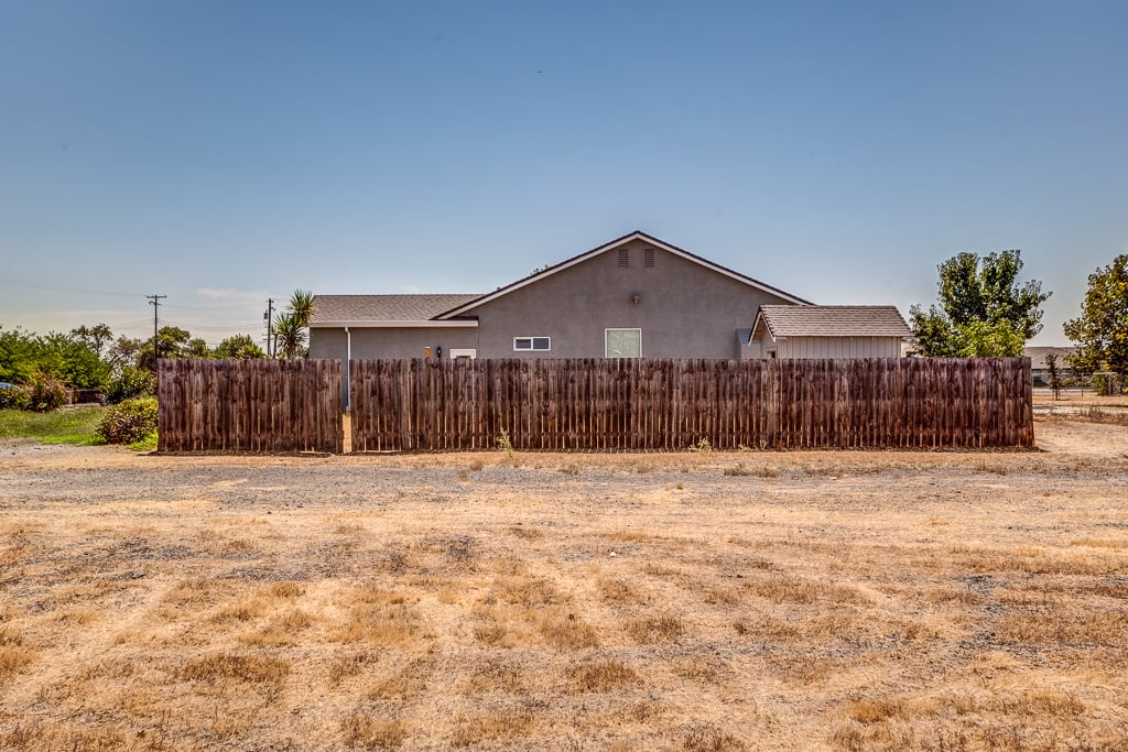 Gorgeous Rio Linda Ranchette with Over 1.5 Acres!