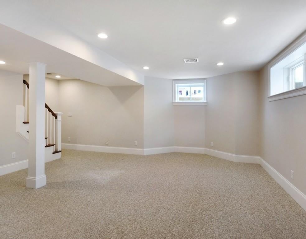 15 Maple Street
