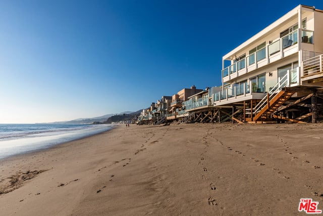 21250 Pacific Coast Hwy