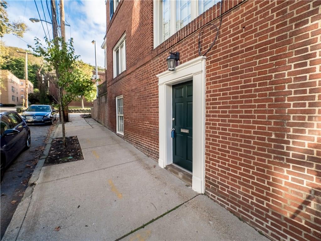 940 Bellefonte St