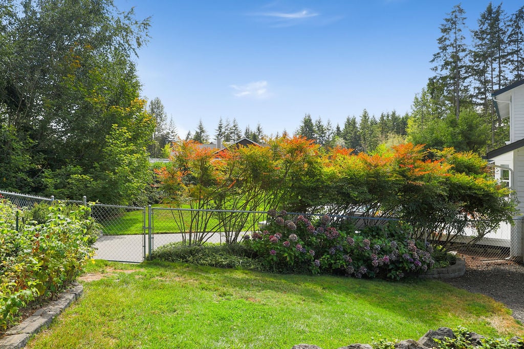 3055 NW Colonial Lane