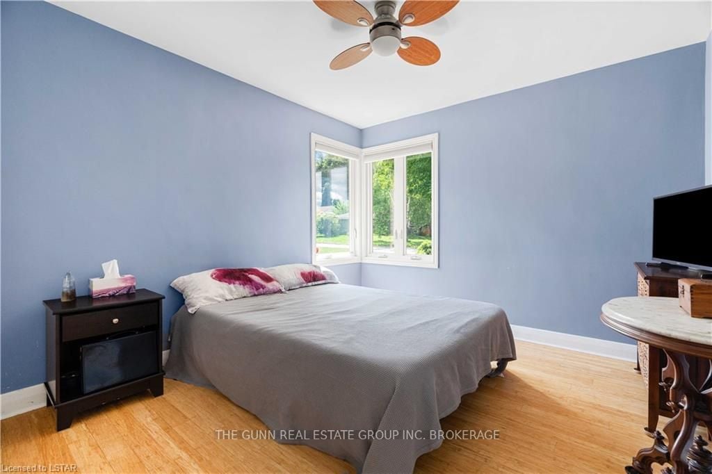 382 Colville Blvd