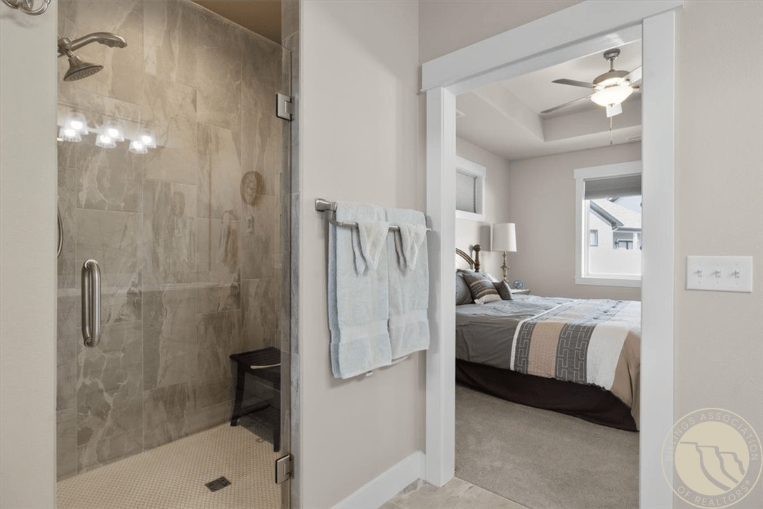 3110 Falcon Cir