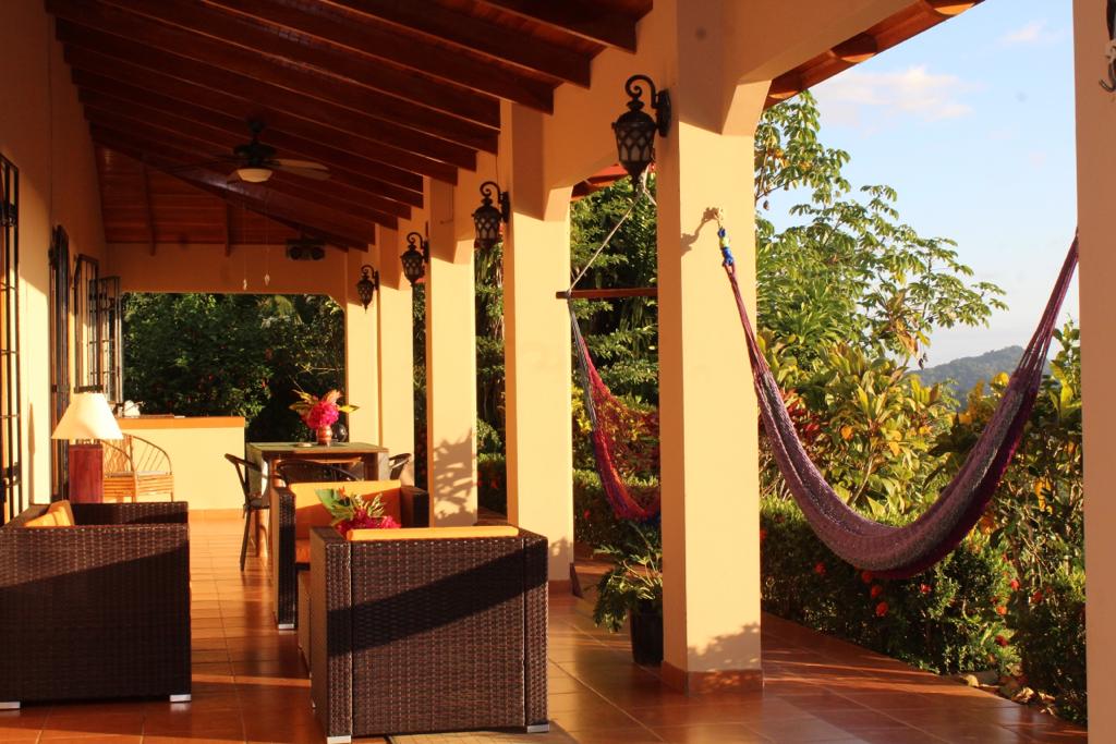 Casa Puesta Del Sol, Front Ridge Ocean View Home in Ojochal