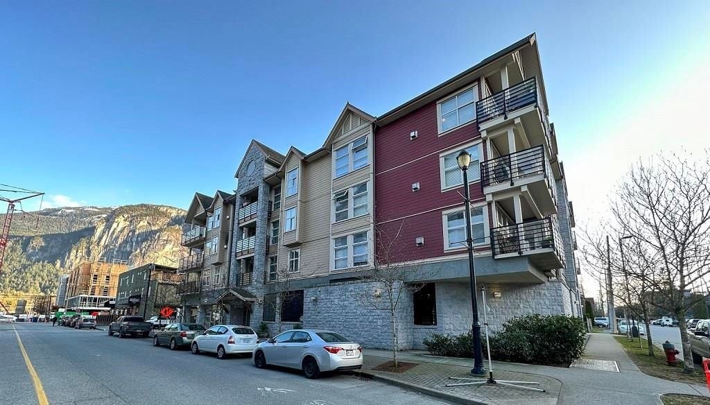 1310 Victoria St, #401