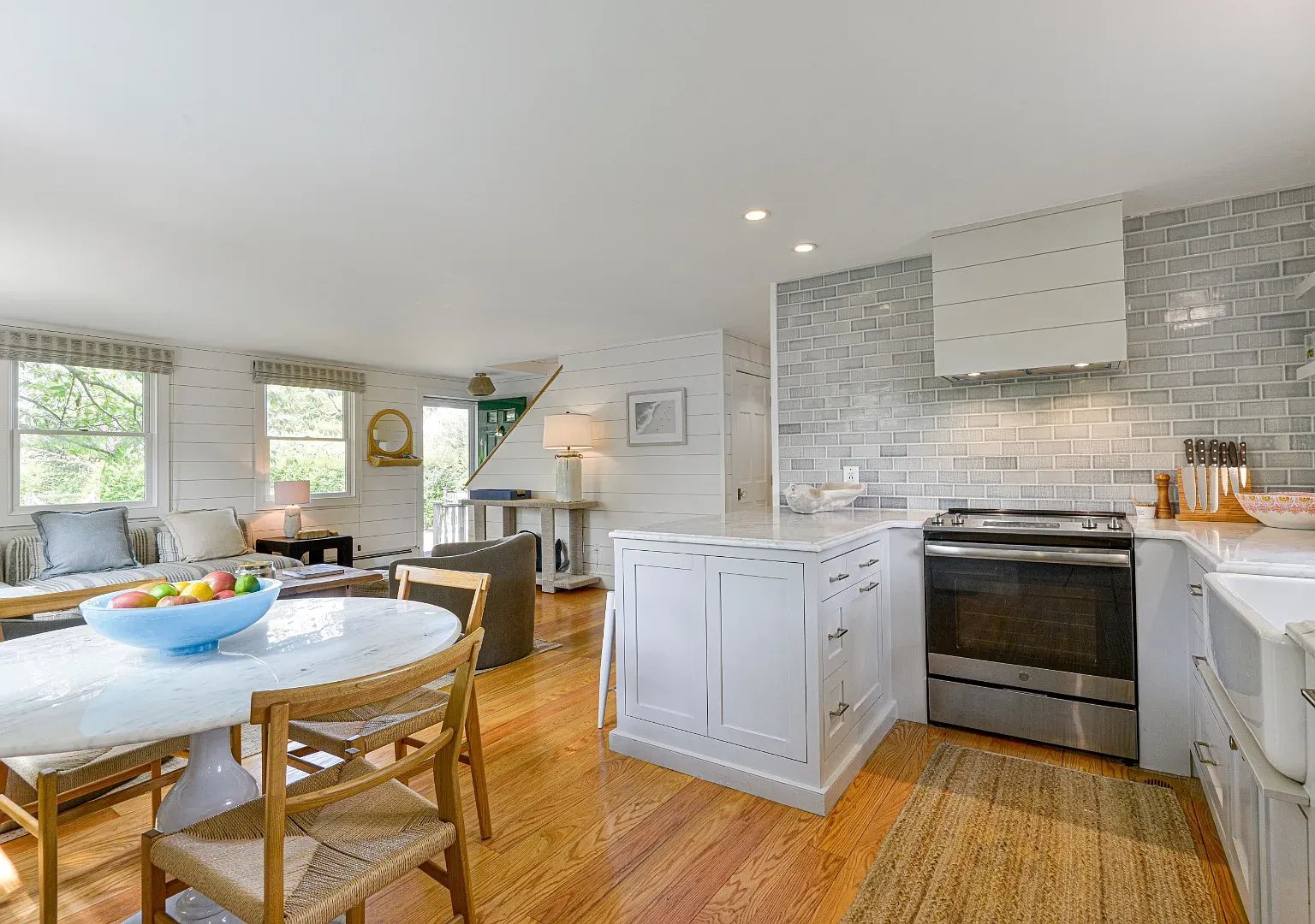 8 Polliwog Pond Rd