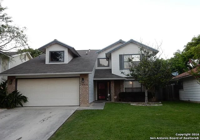 7217 Sunlit Trail Dr