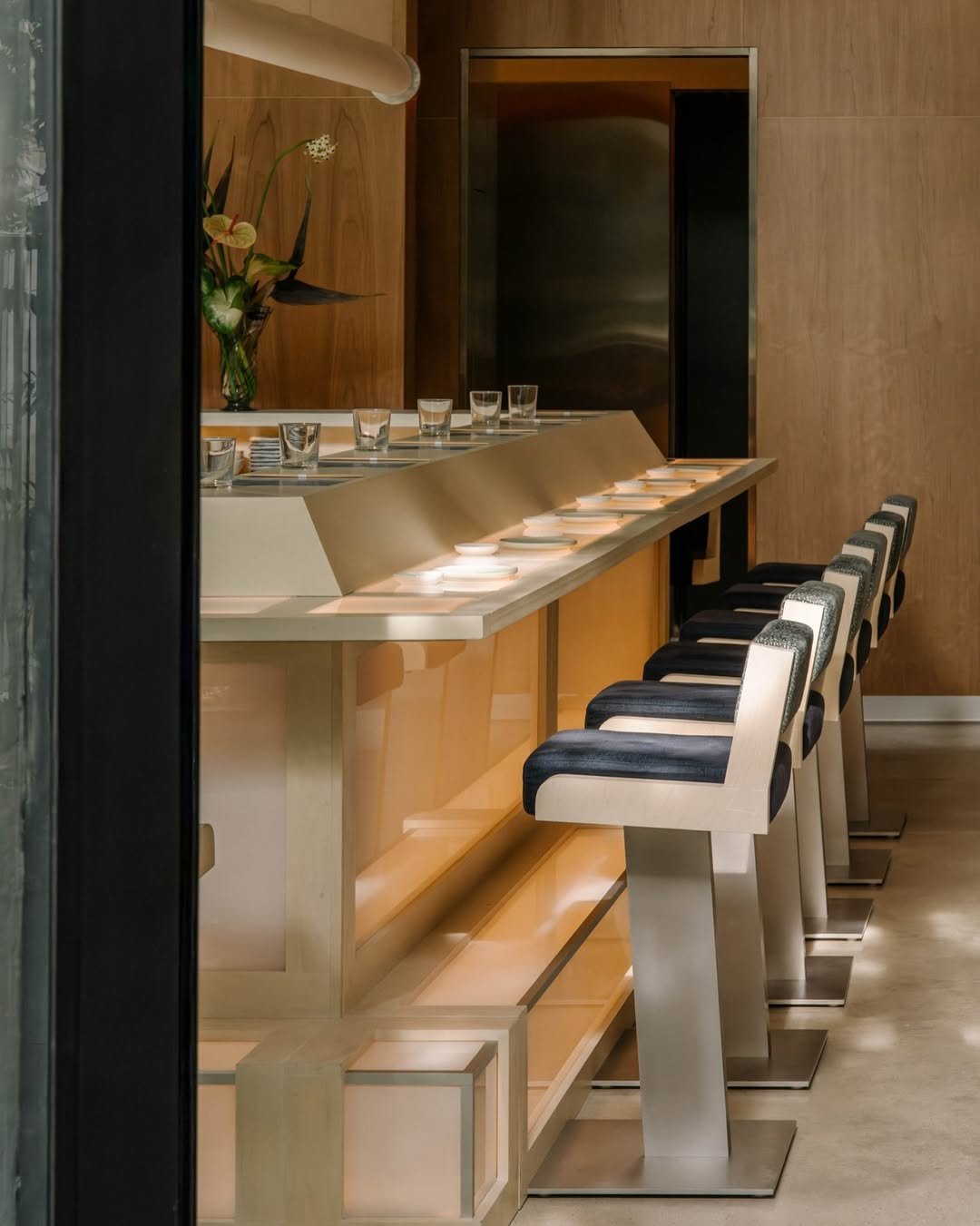 A Taste of Luxury in Wynwood: Caviar Bumps and Hand Rolls at Pari Pari