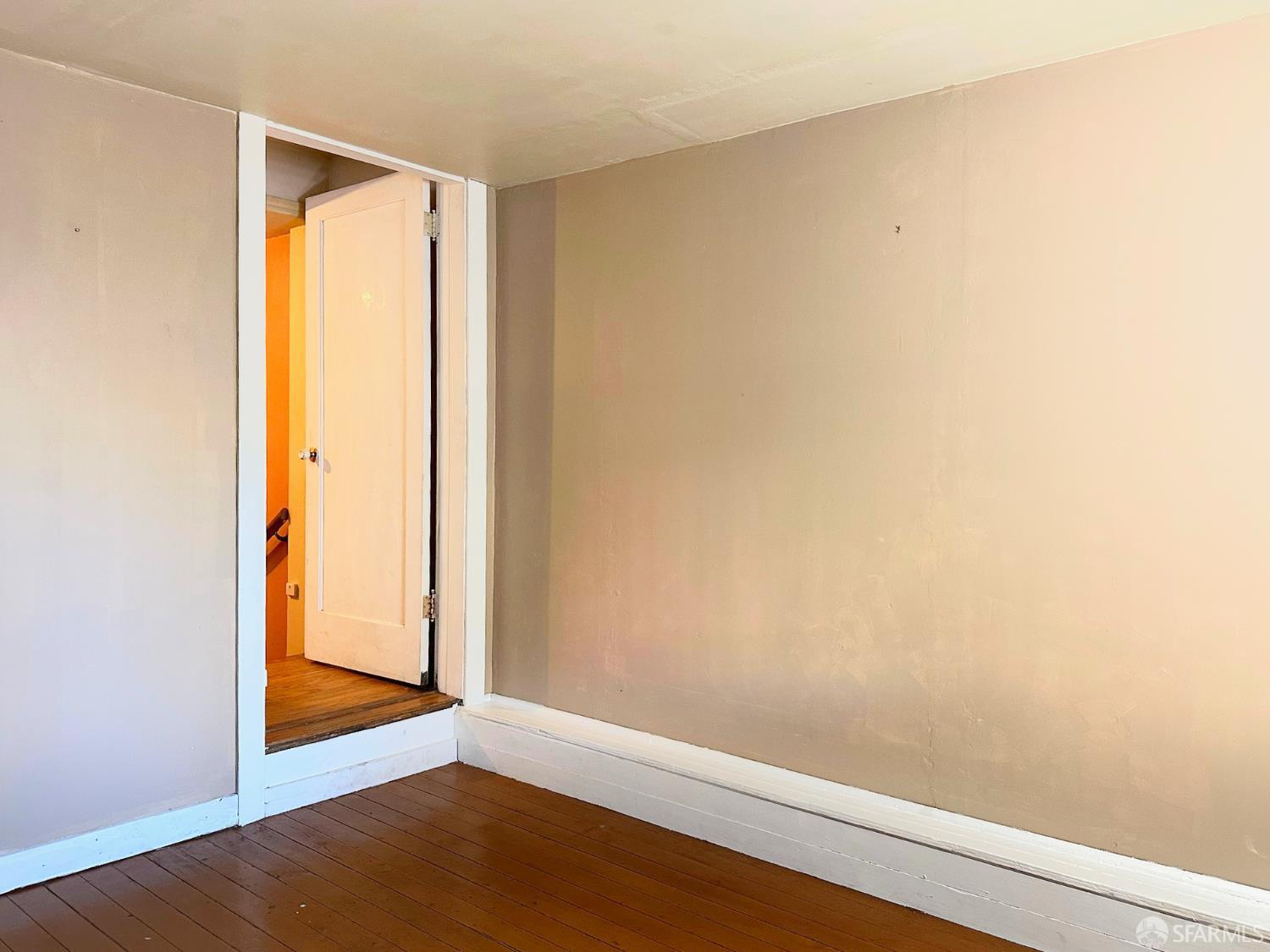 228 Minerva Street · Photo 23