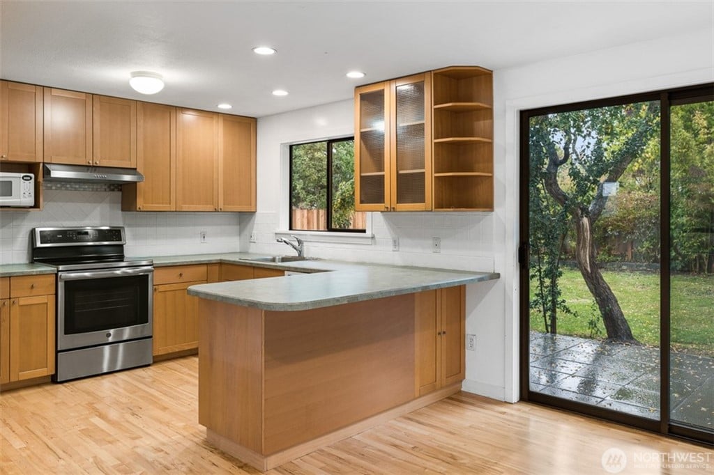 3032 NW 72nd Street