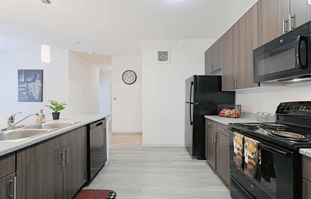 Unbeatable Value & Ideal Location!