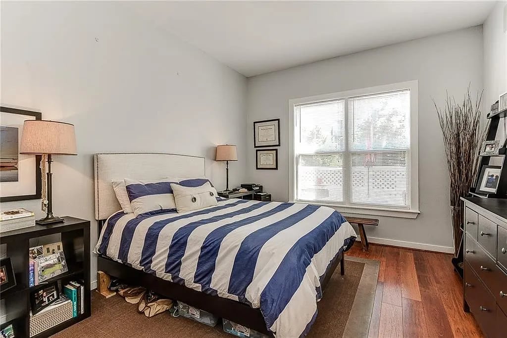 870 Inman Village Pkwy NE