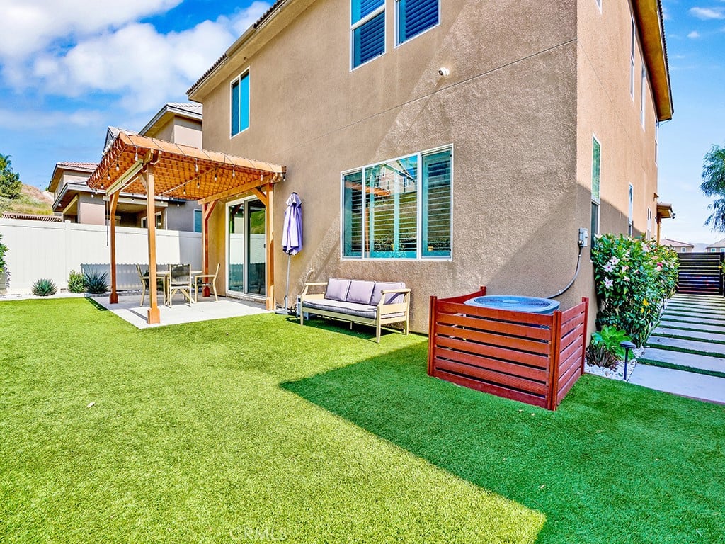 8967 Sunshine Valley Way