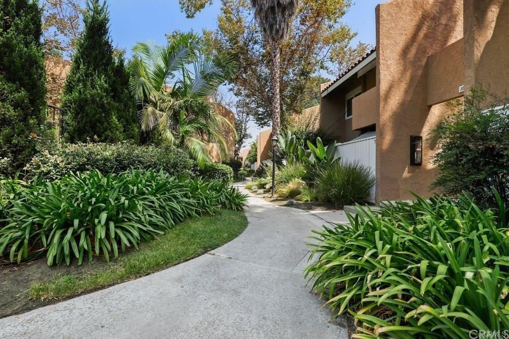 1101 W Macarthur Blvd #265