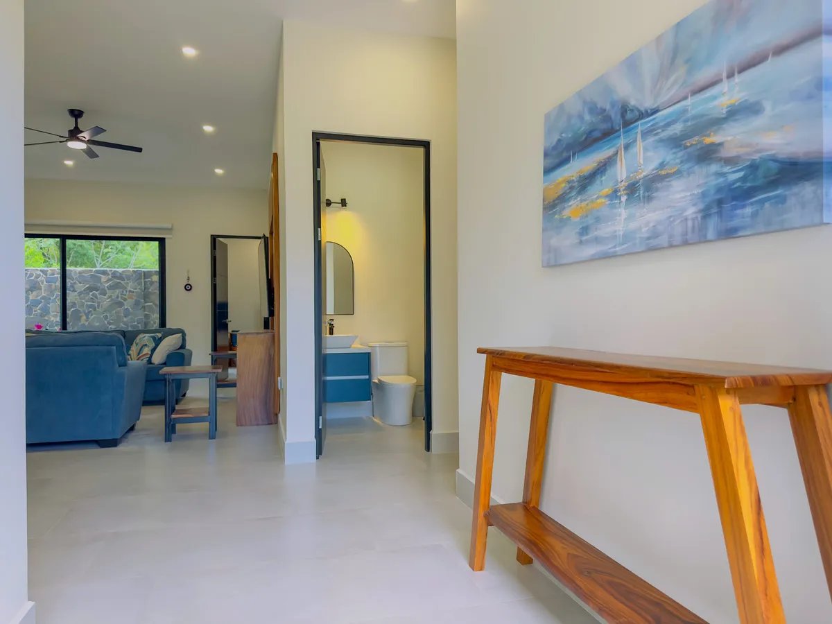 One-Level Home w/Solar, Pool, walk Club Access in Coco Bay Estates