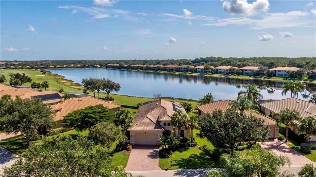 10260 Gator Bay CT, Naples, FL 34120