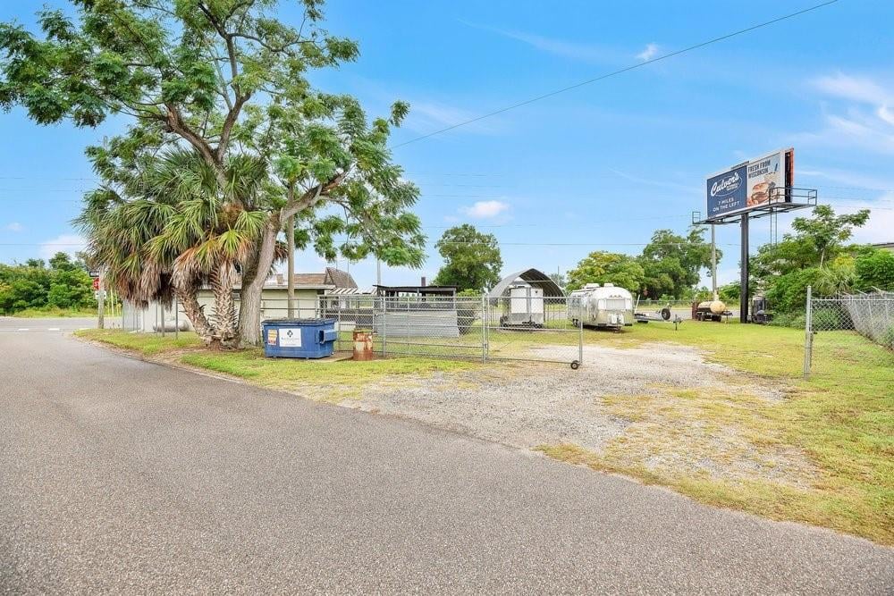 3101 N Orange Blossom Trl