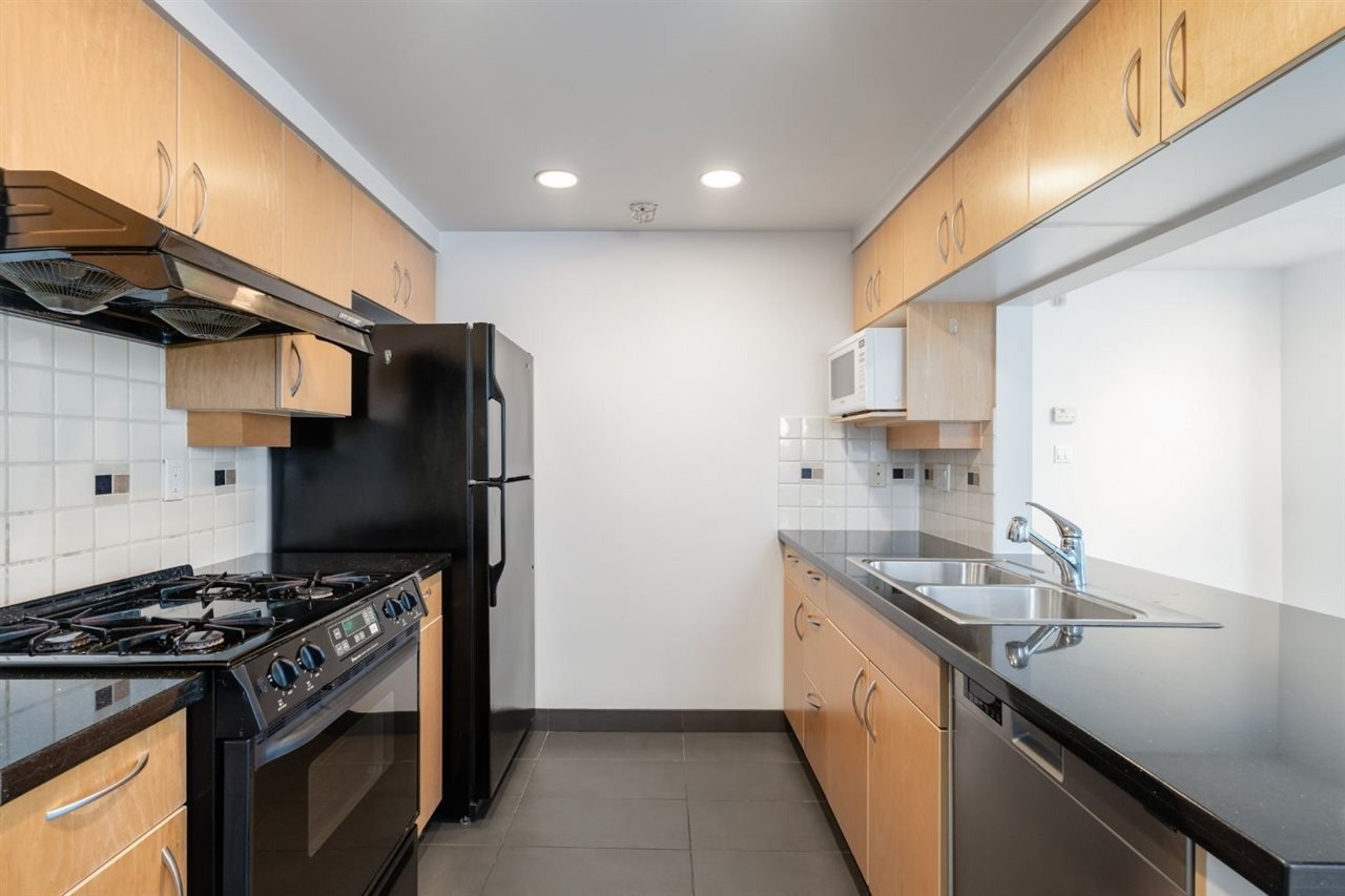 1199 Marinaside Cres, #1503