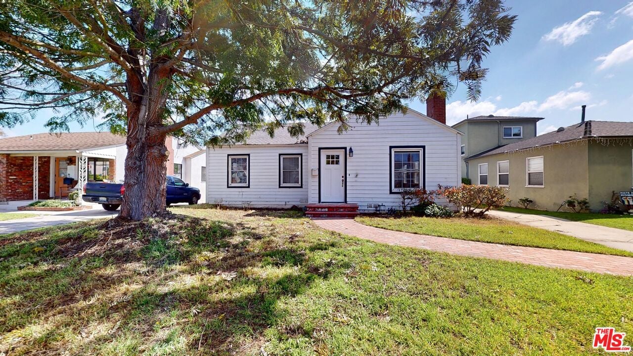 8136 Stewart Ave